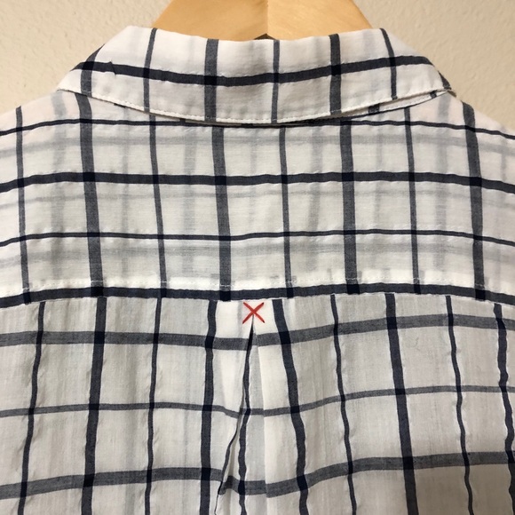 Elizabeth and James Carine Button Down Shirt—XL - Picture 8 of 12
